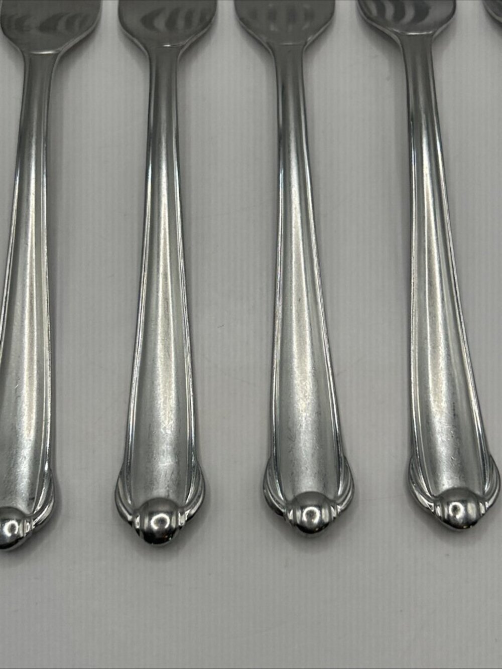 Mikasa CLASSICO SATIN Dinner Forks (Set of 8) Gerald Patrick 18/8 Korea 8 1/8" - Picture 9 of 16